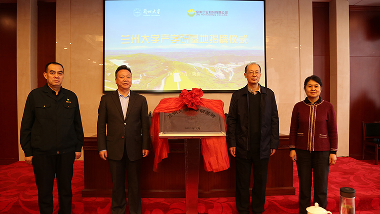 202101081610087830702795.jpg 4a9855b2ee5372dc5ce2a4b93c933fc.jpg