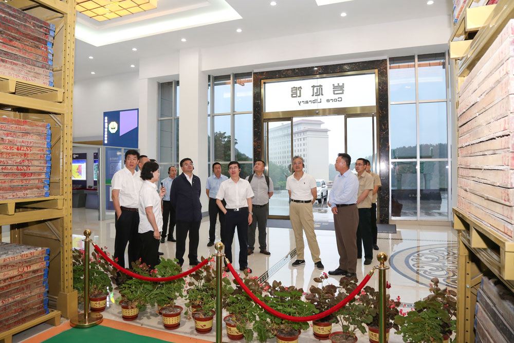 202308031691024168860865.jpg 02.jpg